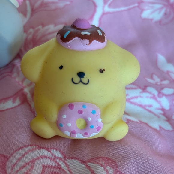 Sanrio Characters Figurines Set - Picture 2 of 10